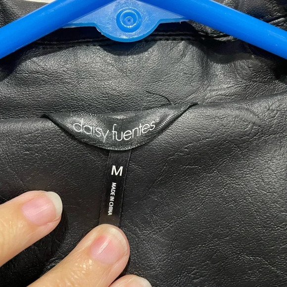 Daisy Fuentes faux Leather Moto Jacket Size Medium Women Black - Picture 4 of 6